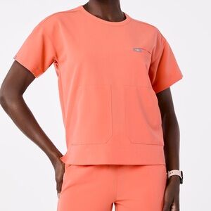 Figs limited edition Canela Crewneck Scrub Top (Sunset Drift) Medium